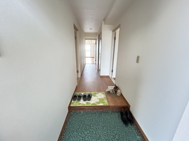 メゾンドール明石山ノ手台の玄関