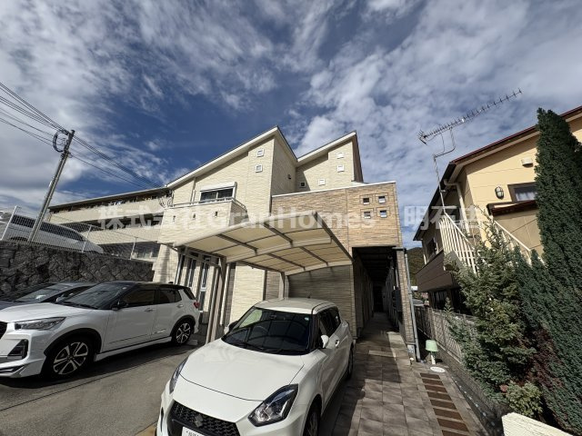 神戸市北区谷上西町のアパート