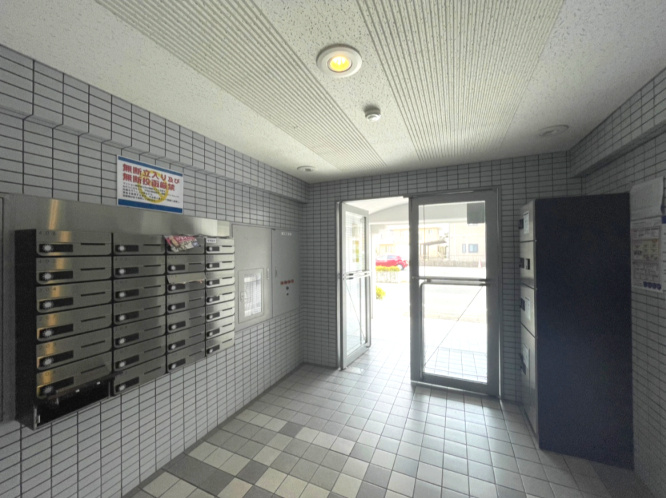 アルファ西古松のその他共用部分|毎日の受け取りに便利なメールボックスエリアです。