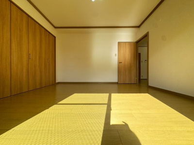 【洋室】 | 桜町第一ハイツ