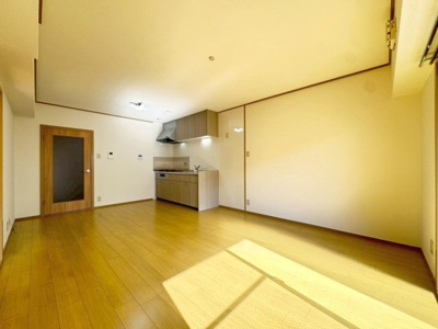 【居間・リビング】 | 桜町第一ハイツ