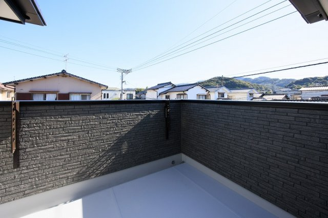 サンコート　小倉南区横代北町４丁目のバルコニー