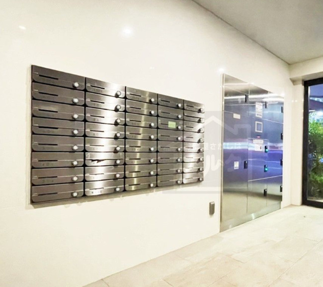 CREVISTA板橋桜川（クレヴィスタ）のエントランス