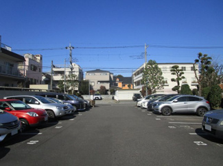 【駐車場】