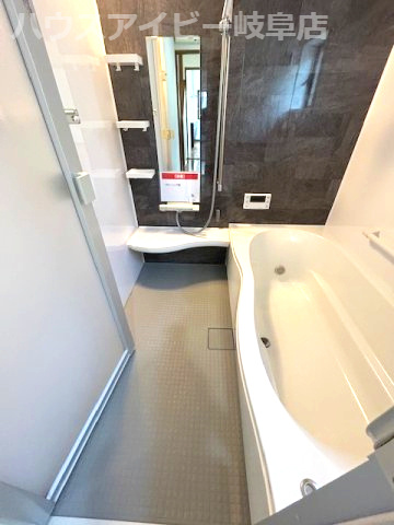 【浴室】の画像