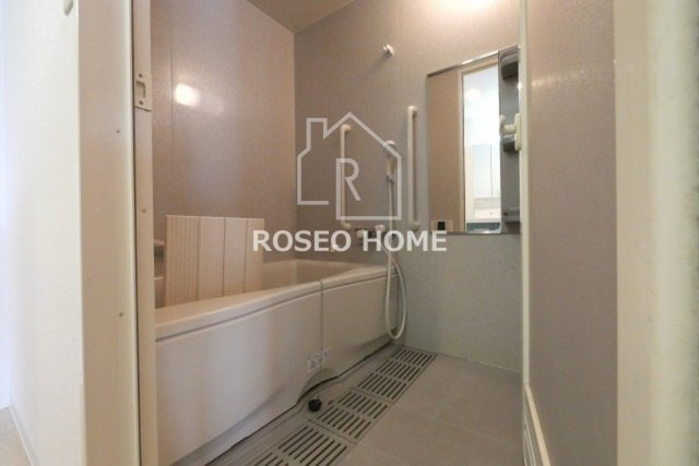 フラット野田Ⅲの浴室|同マンション別部屋：参考写真