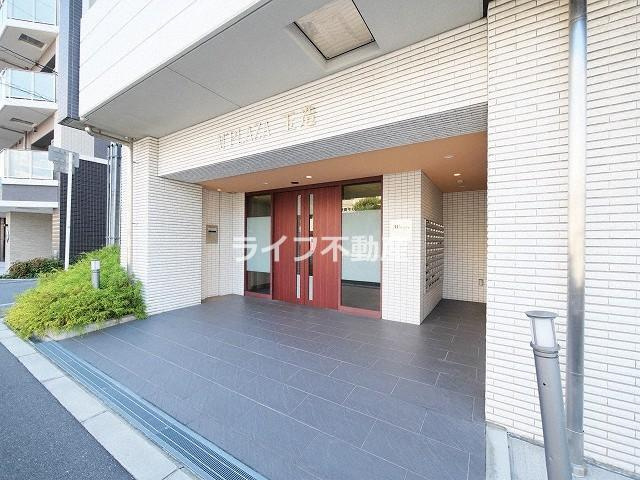 М’プラザ玉造のエントランス|建物の内部です