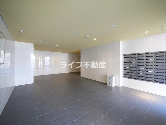 М’プラザ玉造のロビー|ゆとりのあるロビーです