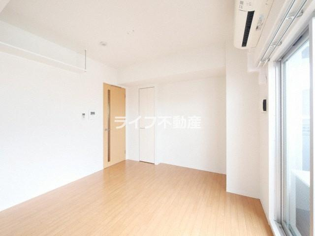 М’プラザ玉造の居間・リビング|居間です