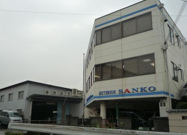 野洲市小篠原の事務所の外観