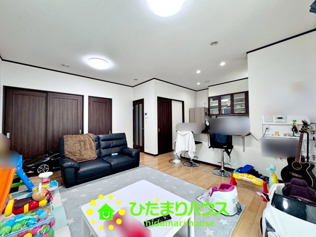 久喜市間鎌　中古一戸建て　の居間・リビング