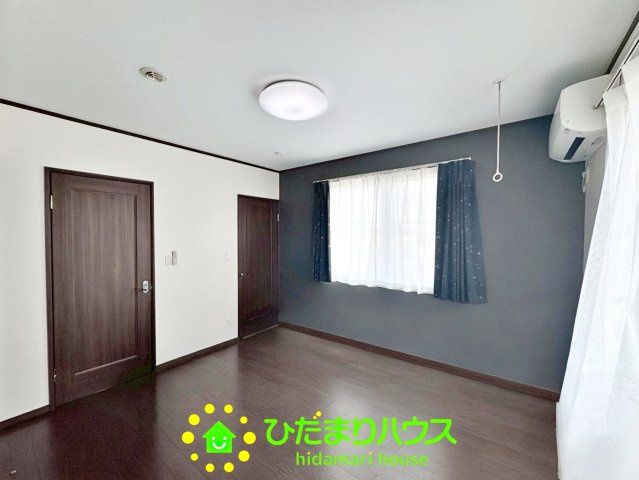 久喜市間鎌　中古一戸建て　の寝室