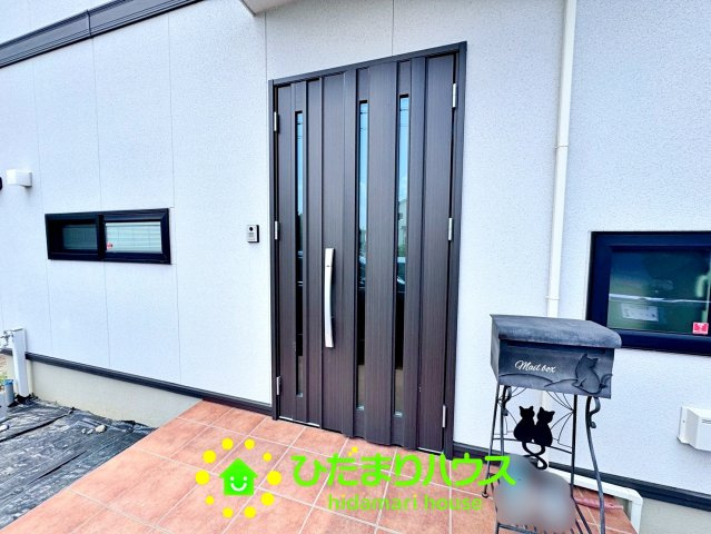 久喜市間鎌　中古一戸建て　の玄関