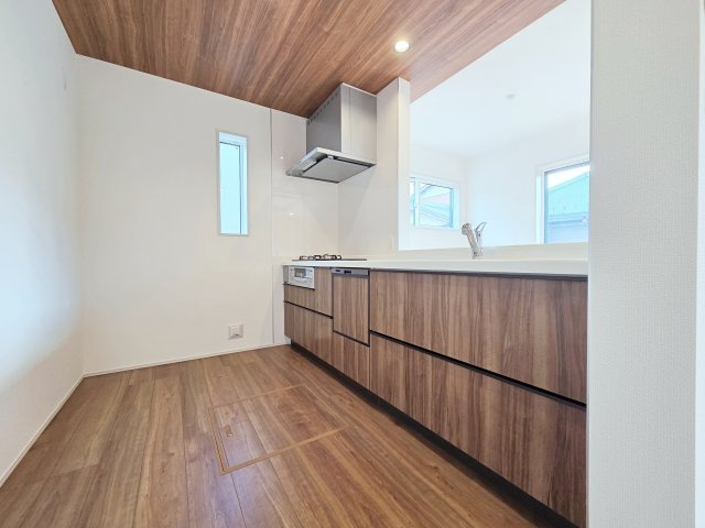 【キッチン】 | 知多市八幡荒井　２号棟