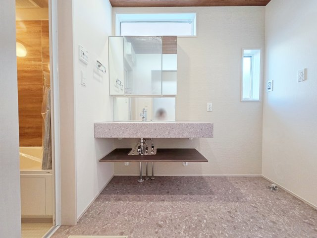 【洗面所】 | 知多市八幡荒井　２号棟