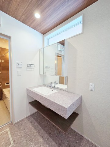 【洗面所】 | 知多市八幡荒井　２号棟