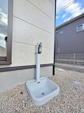 【庭】 | 知多市八幡荒井　２号棟