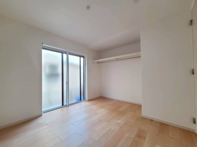 【洋室】 | 御霊町新築戸建 | 1階　南側　洋室