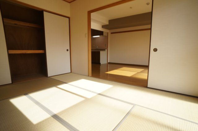 ノイハウス宝塚のその他|参考、同建物・反転間取りの号室