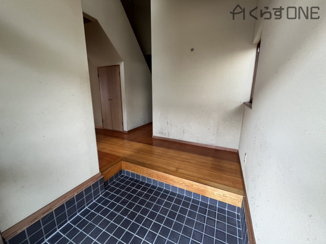 【玄関】 | 姫路市城見台4丁目／中古戸建