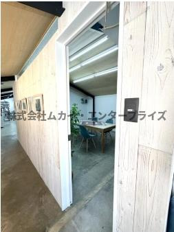 嵯峨嵐山一棟テナントの内装