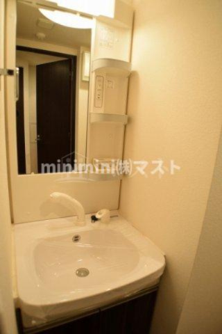 アスヴェル難波ＥＡＳＴの洗面所|他号室参考写真です