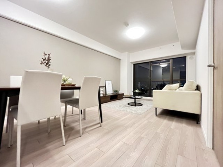 ユニハイム千里丘一号棟の外観