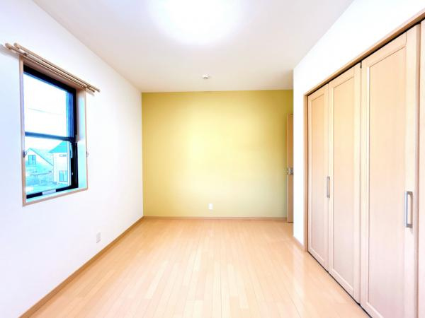 【No.7477】浜坂８丁目/4LDK/オール電化の洋室