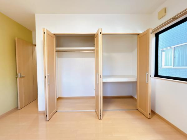 【No.7477】浜坂８丁目/4LDK/オール電化の収納