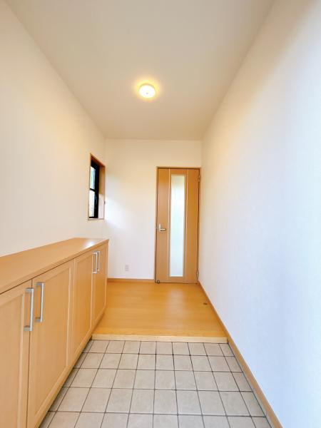 【No.7477】浜坂８丁目/4LDK/オール電化の玄関