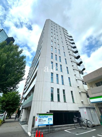 新宿区北新宿１丁目の賃貸マンションの外観