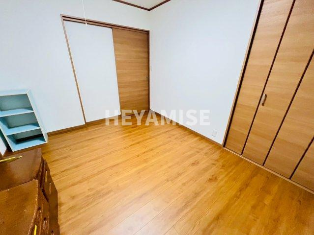 豊洋台1丁目戸建の洋室|1階洋室