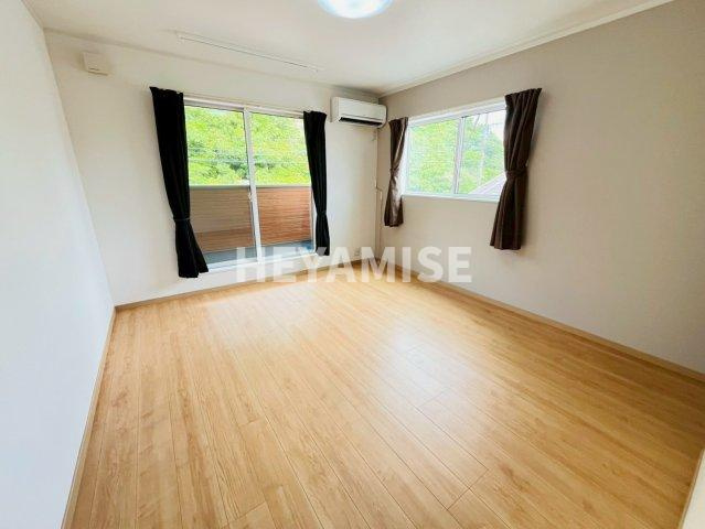 豊洋台1丁目戸建の洋室|2階洋室