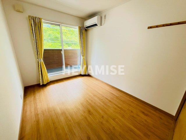 豊洋台1丁目戸建の寝室|2階洋室