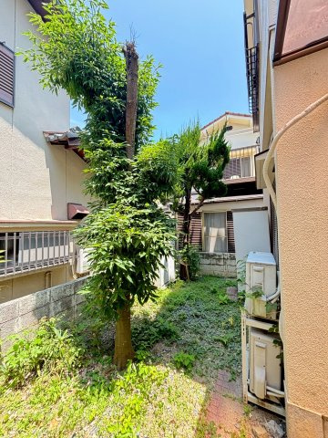 和歌山市　関戸4丁目の庭