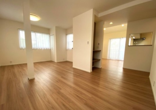 東越谷5丁目　中古戸建の居間・リビング