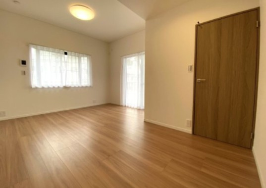 東越谷5丁目　中古戸建の居間・リビング