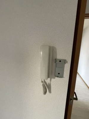 【セキュリティ】 | ロワジール三愛 E