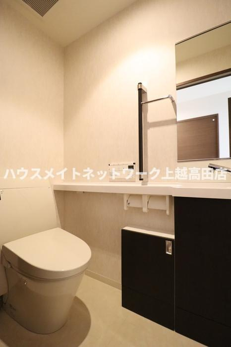 ロングステイ山下のトイレ|温水洗浄暖房便座
