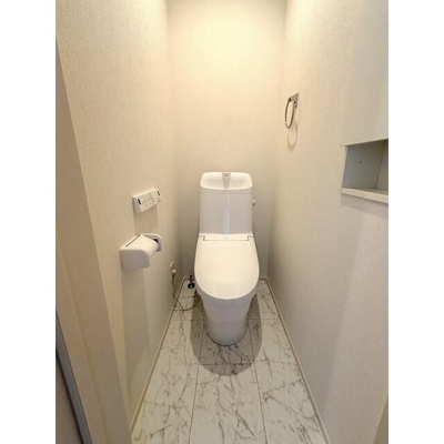 【トイレ】 | ４０８７志木市柏町２０期６棟５号棟 | ゆったりとした空間のトイレです