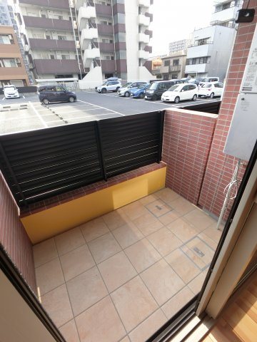 【バルコニー】