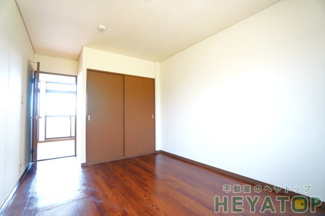 【内装】 | 洋室５帖