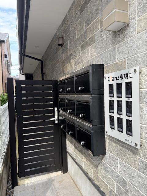 Glanz東瑞江のエントランス