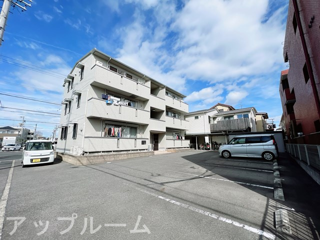 トレステラの外観