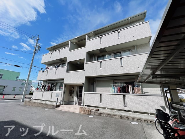 トレステラの外観