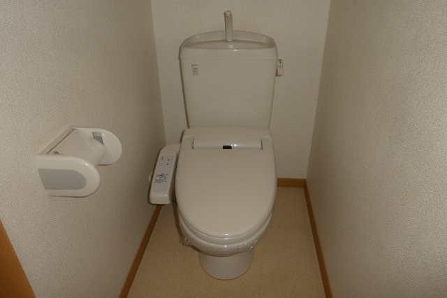 シェソワBのトイレ|ウォシュレット