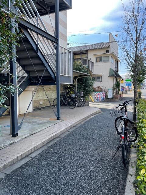 エントランス付近