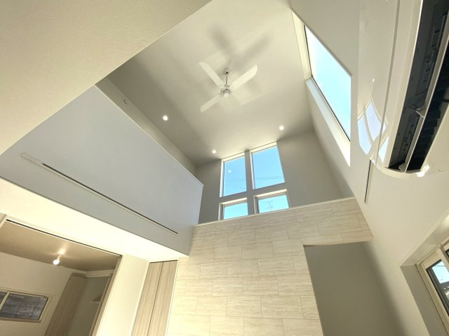 八幡西区塔野の居間・リビング