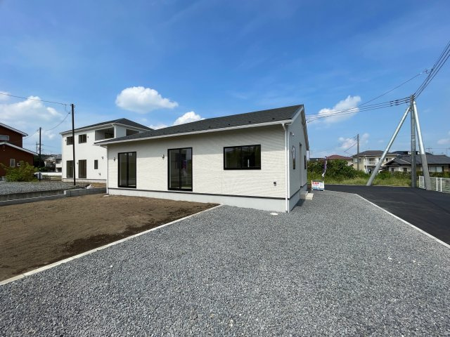 藤岡市本郷第2（全2棟）1号棟の外観|建物外観を気になさる方へ、見た目の良い物件です