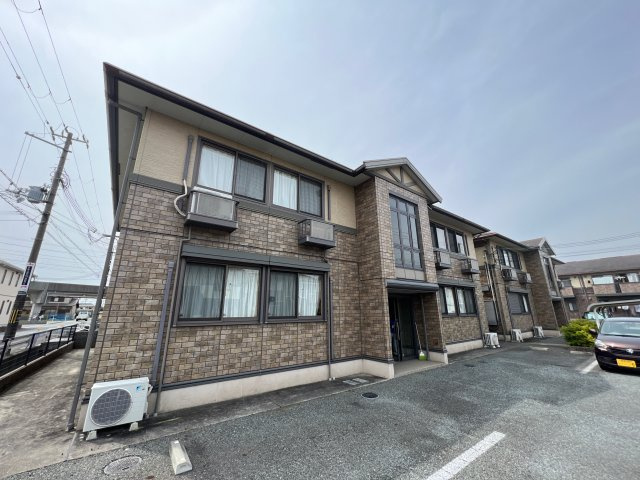 クレスト ヴィラ　C棟の外観